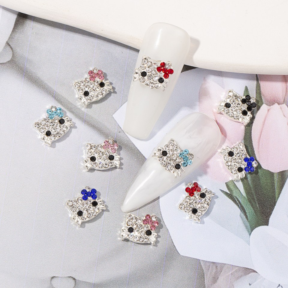 γούρι νυχιών hello kitty